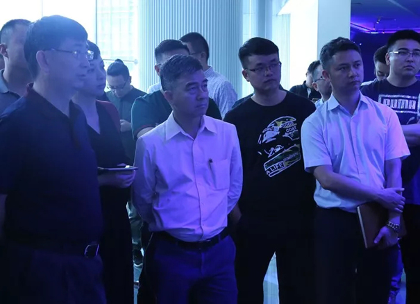 了解腾讯的人才管理理念是“关心员工成长”